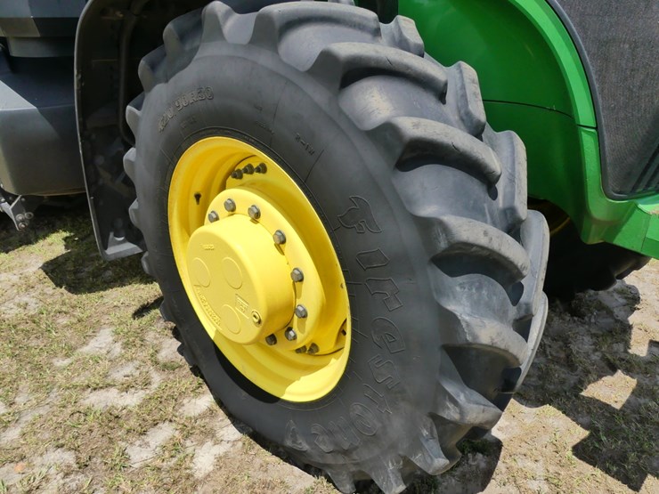 2020-john-deere-7r-210-image-4