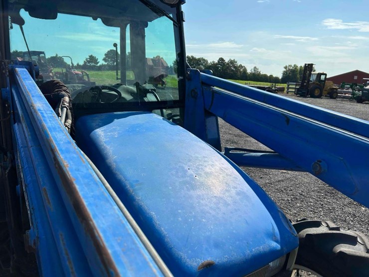 2002-new-holland-tn75s-image-24