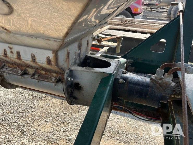 2014-b-b-dry-tender-trailer-(jn2475,-unit-30221)-image-23