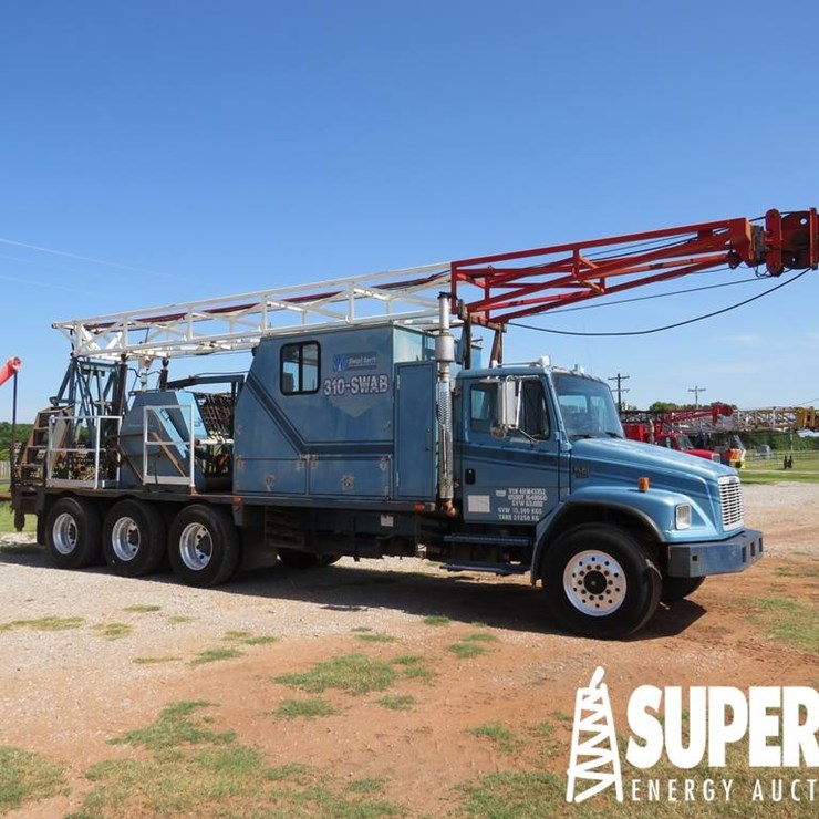 2004 FREIGHTLINER FL80