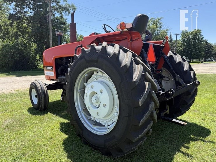 allis-chalmers-7010-image-8