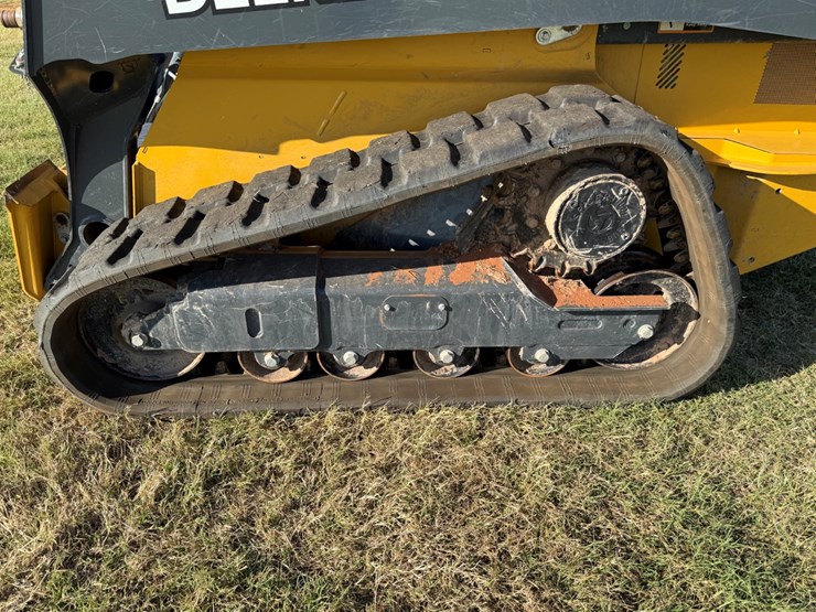 2021-deere-325g-image-3