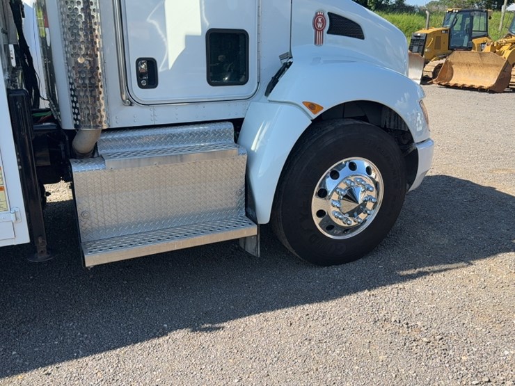 2016-kenworth-t370-image-5