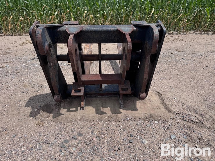 caterpillar-pallet-forks-wheel-loader-attachment-image-5