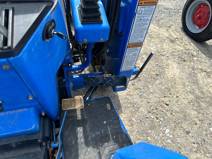 new-holland-7308-image-47