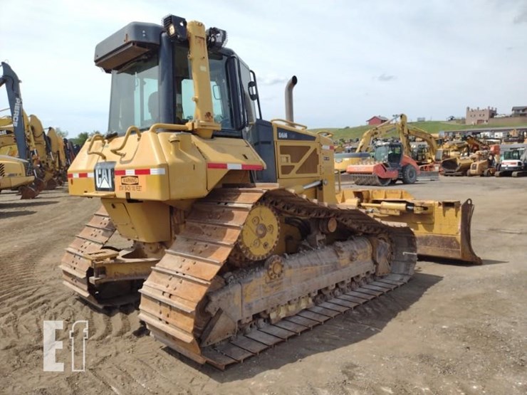 2010-caterpillar-d6n-lgp-image-46
