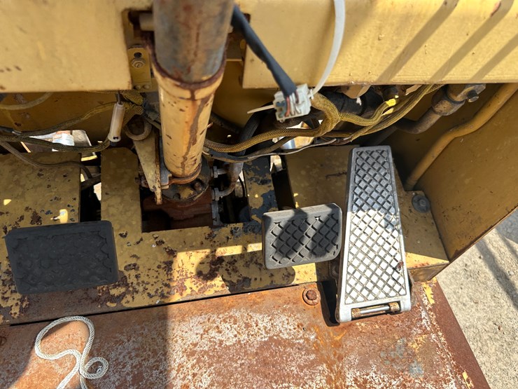 caterpillar-t50c-image-53