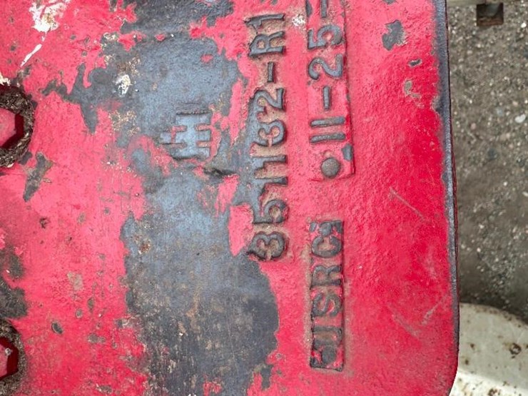 mccormick-farmall-c-tractor-image-12