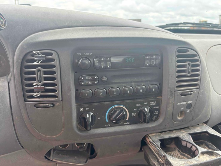 1998-ford-f150-image-23