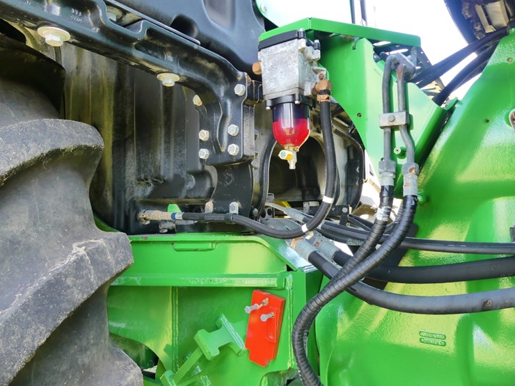 2019-john-deere-9370r-image-12