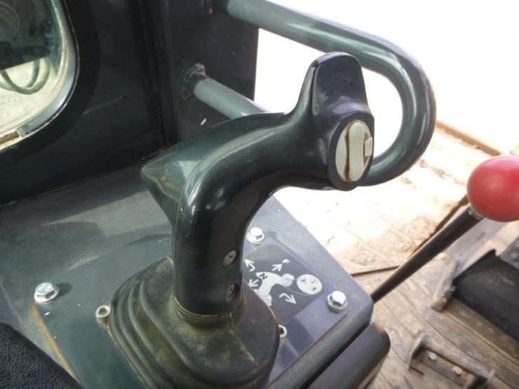 2021-deere-650k-lgp-image-8