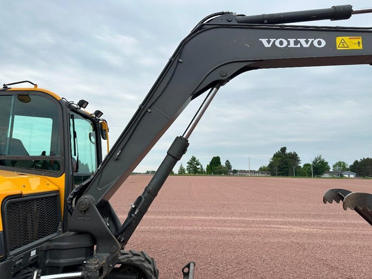 2020-volvo-ecr88d-image-38