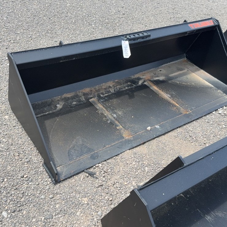 #2057 • TRUBILT 72" SKID STEER SMOOTH BUCKET