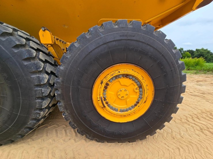 2018-deere-460e-image-59