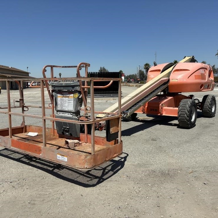 2007 JLG 400S