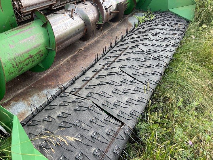 john-deere-212-image-2