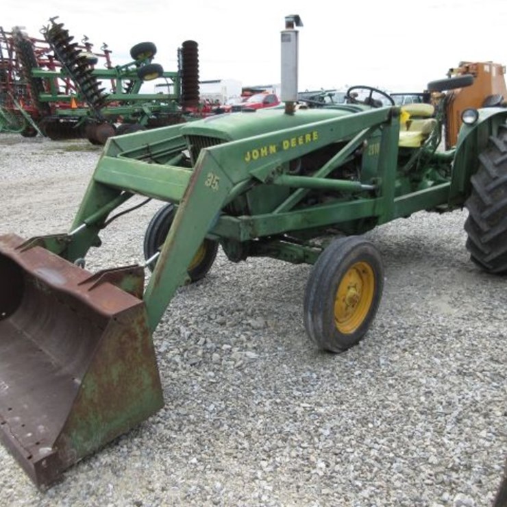 JOHN DEERE 2010