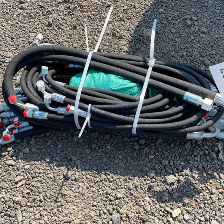 #1025 • ASSORTED HYD HOSES