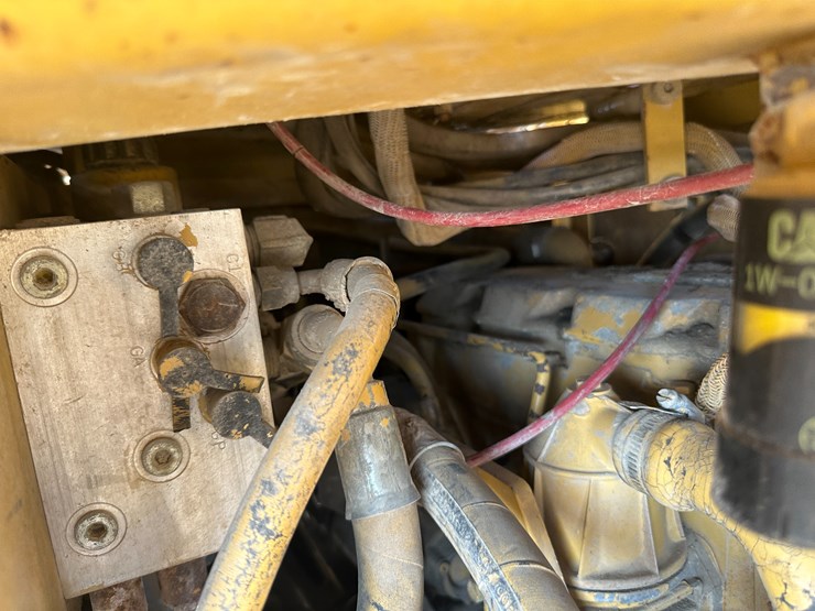 caterpillar-cb-434-image-46