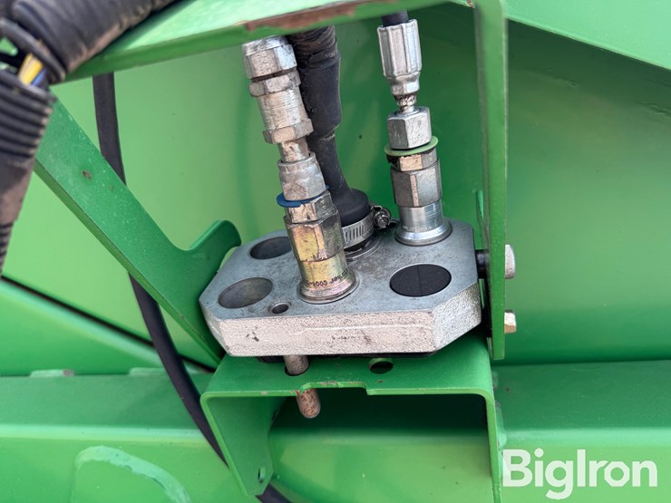 2011-john-deere-612c-image-8