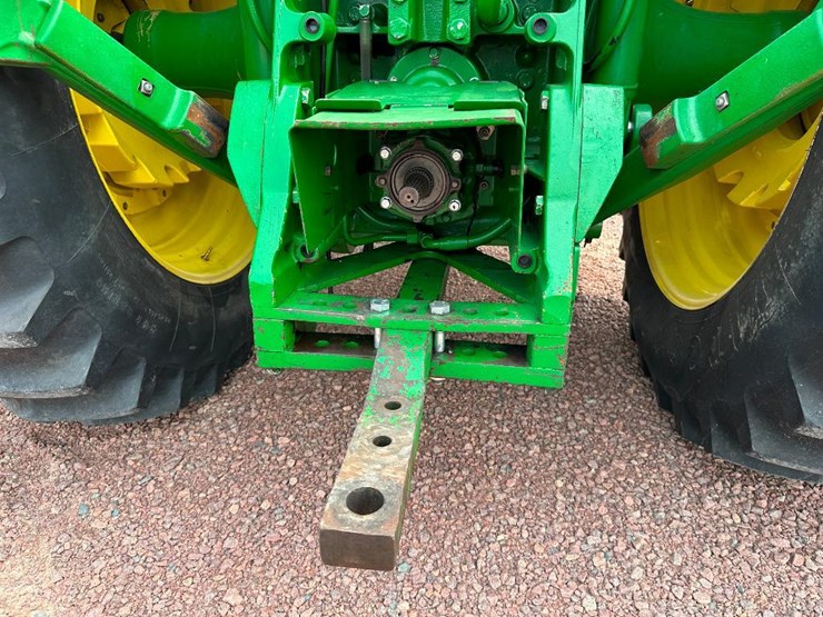 john-deere-8210-image-45