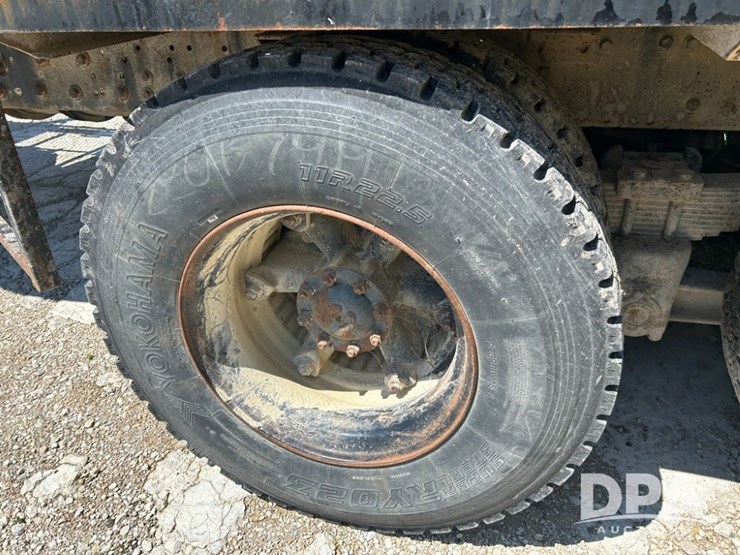 1991-ford-l8000-image-15
