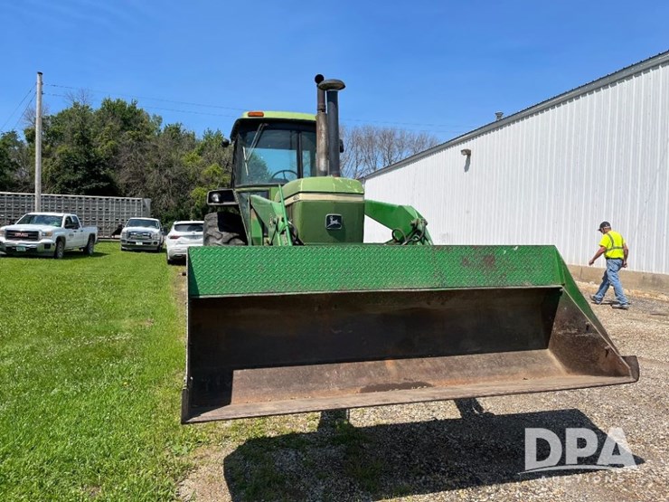 john-deere-4630-image-4