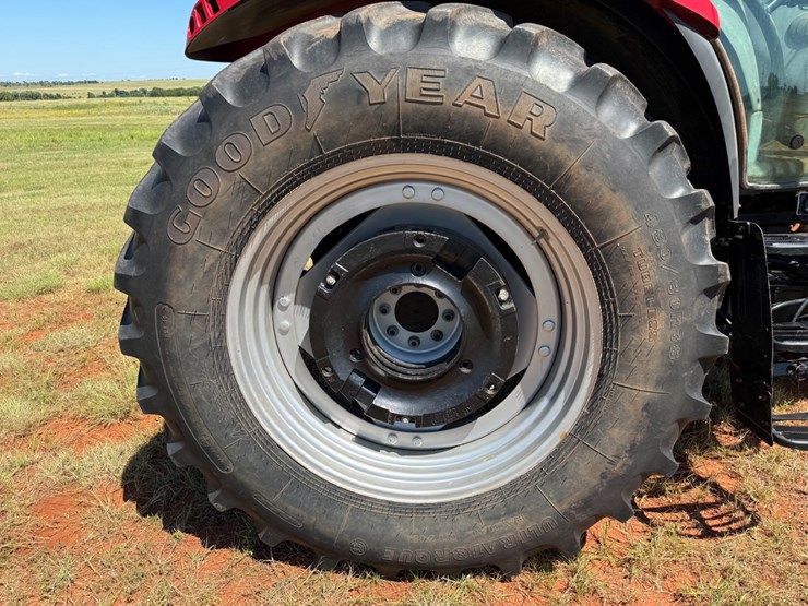 case-ih-mxu115-image-15
