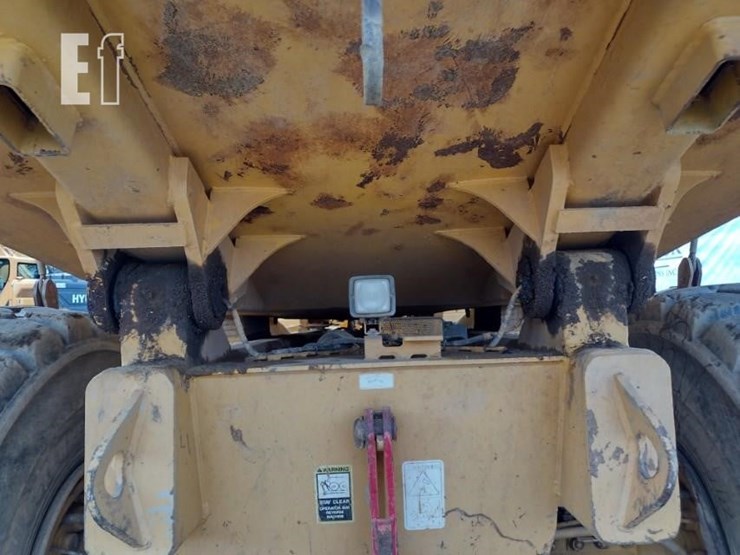 2003-volvo-a40d-image-41