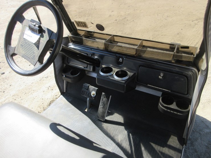 club-car-golf-cart,-image-7