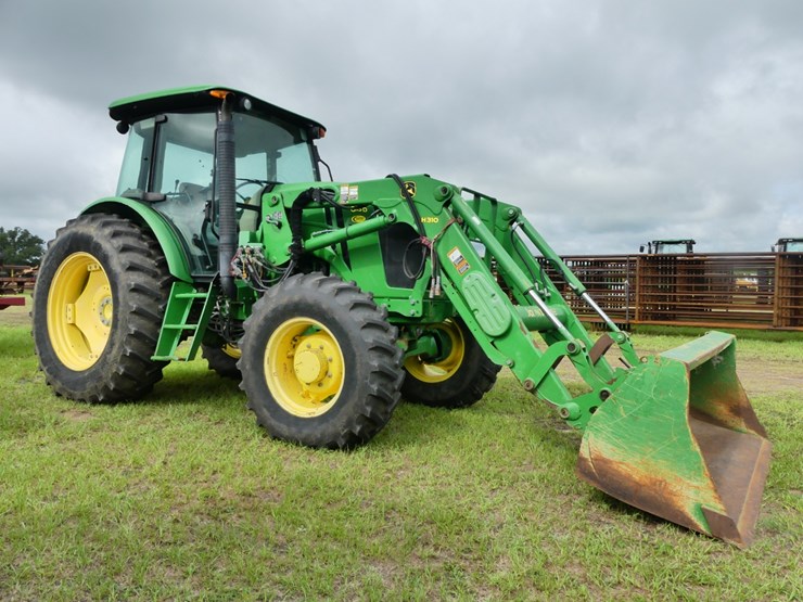 2015-john-deere-6115d-image-1