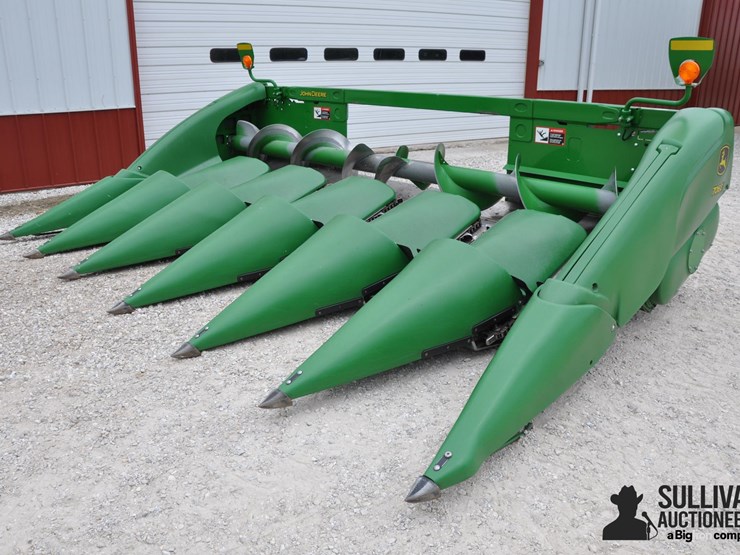 2019-john-deere-706c-image-1