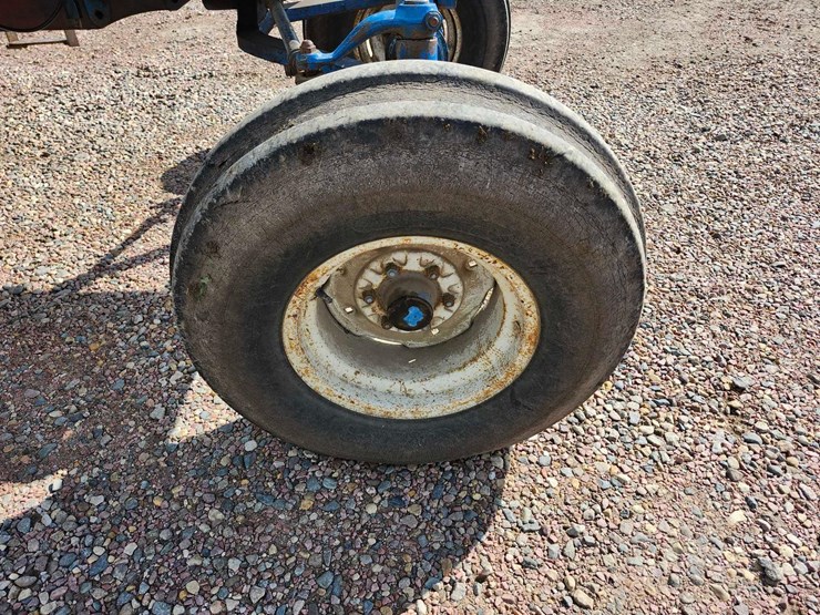 ford-8000-image-12
