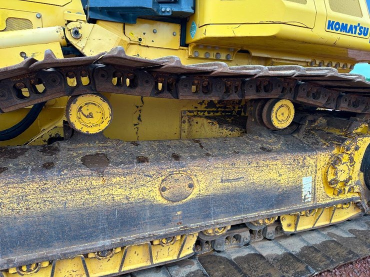 2013-komatsu-d61px-23-image-10
