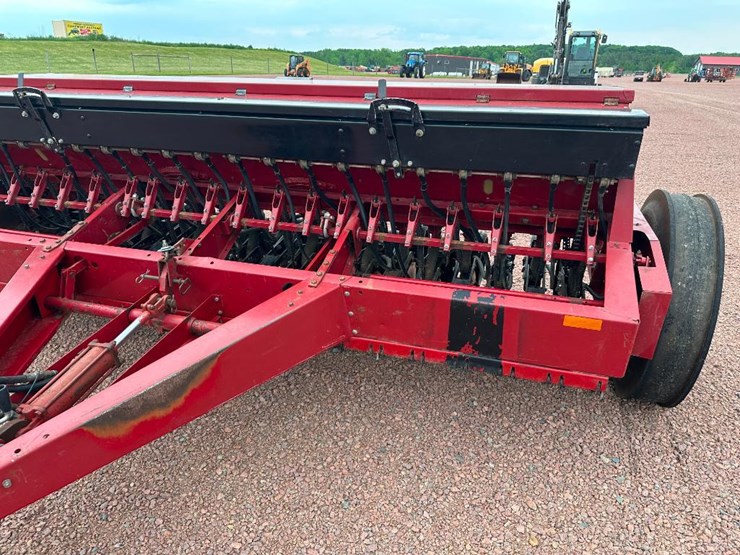 case-ih-5100-image-12