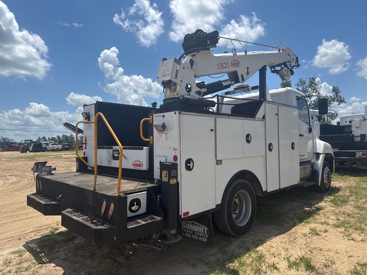 2018-hino-258-image-6