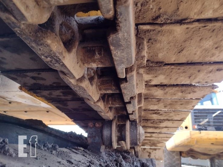 2012-komatsu-pc200-image-41