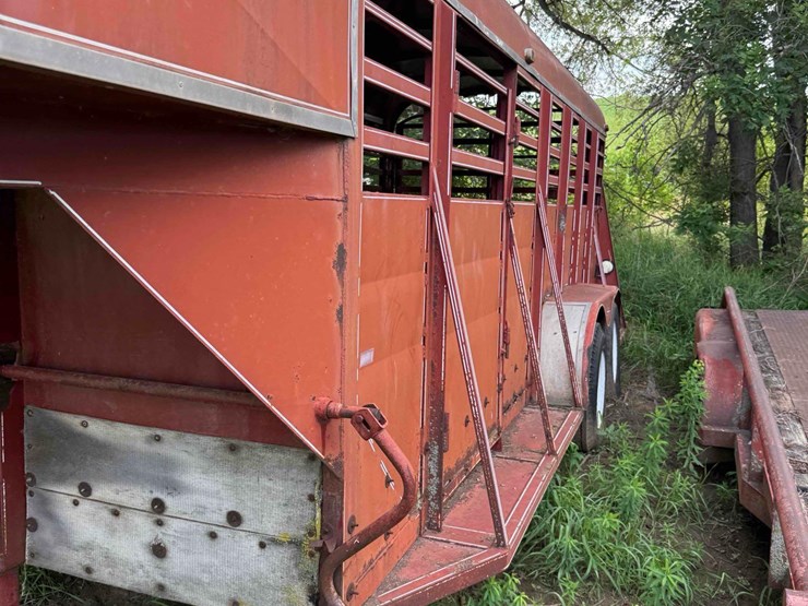 6ft-x-16ft-gooseneck-livestock-trailer-image-20