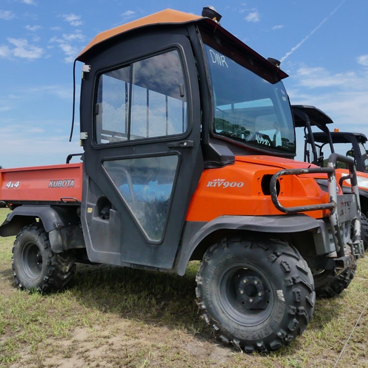 KUBOTA RTV900