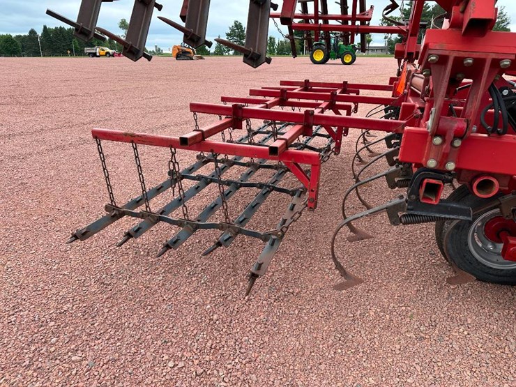 case-ih-4200-image-19