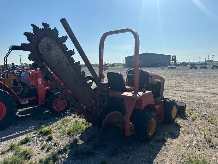 ditch-witch-rt40-image-3