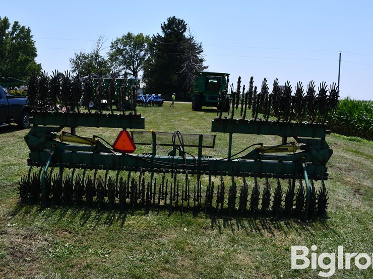 john-deere-28-image-6
