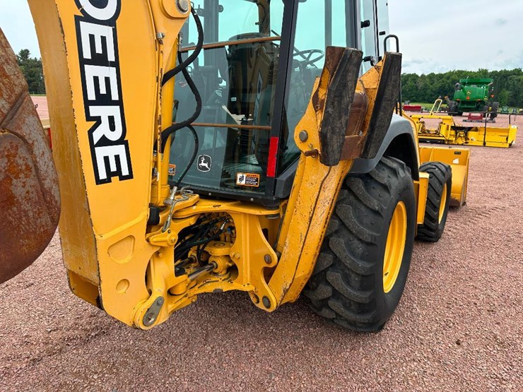 2006-deere-310sg-image-21