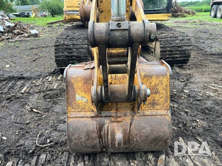 2005-caterpillar-312b-image-26