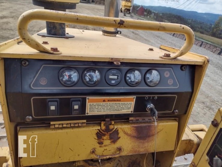 1999-caterpillar-d5c-xl-iii-image-9