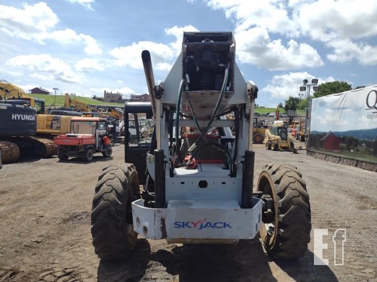2013-skyjack-vr1056d-image-4