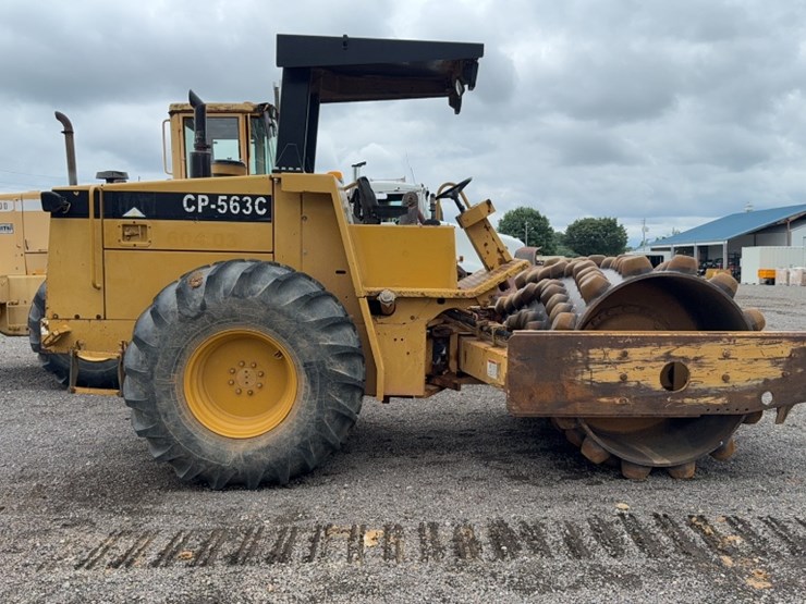 caterpillar-cp-563c-image-4