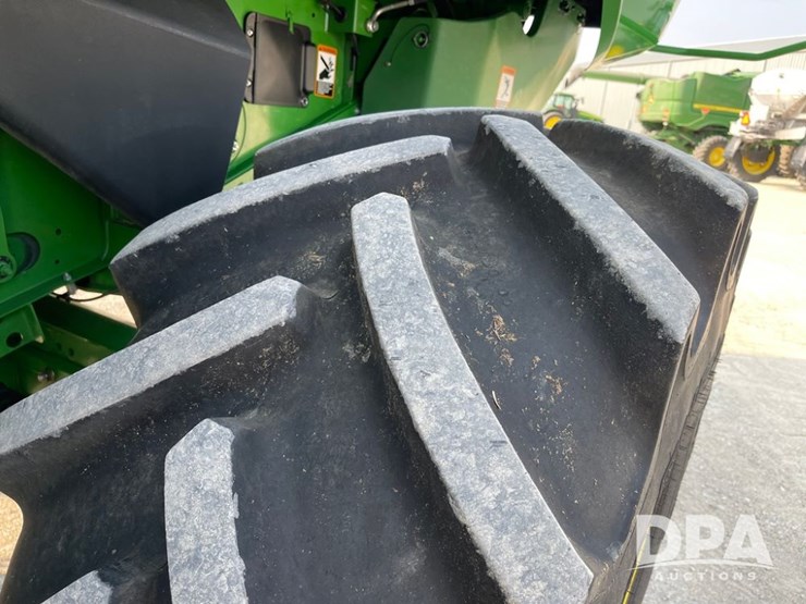 2016-john-deere-s690-image-54