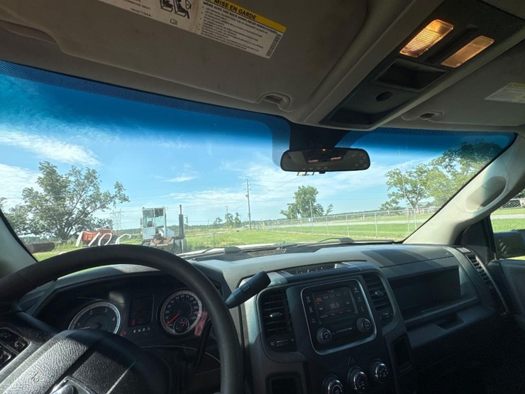 2017-dodge-ram-5500-image-31