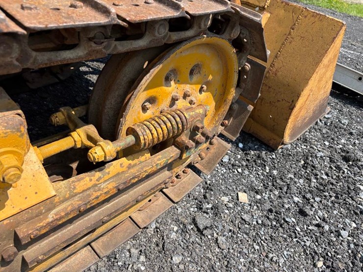 ware-crawler-hgh-loader-image-7